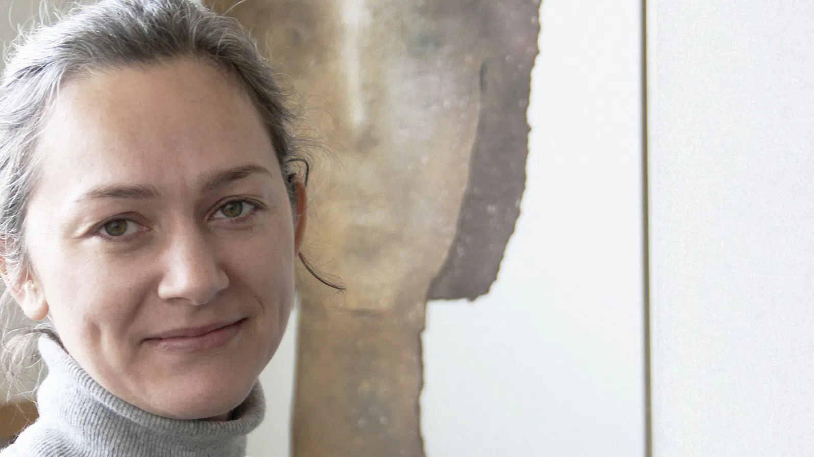 Художничката Боряна Михайловска oт вглъбеното изкуство до авторска колаборация със световната звезда Джон Леджънд