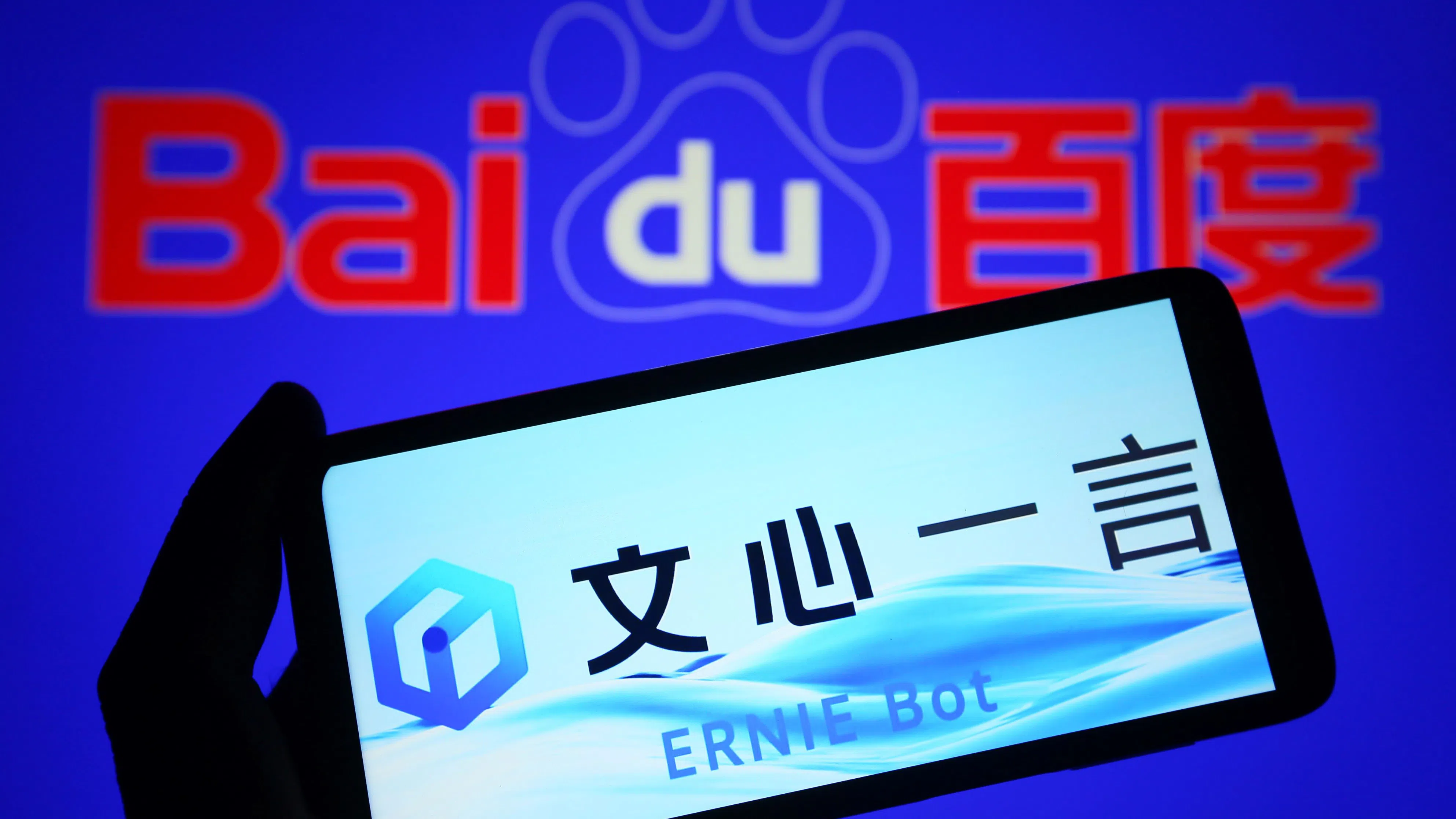 Китайският чатбот Ernie, наподобяващ ChatGPT, надхвърли 200 милиона потребители