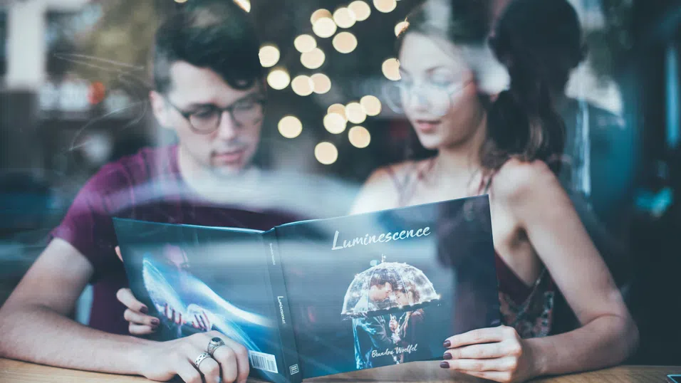 Кой плаща сметката на първа среща?