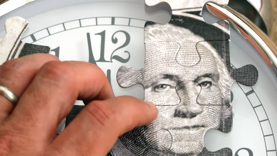 Финансов свят без доминация на долара – валутна утопия или реален ефект от петролната криза