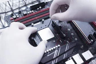 AI разбива бариерите в чип индустрията и създава нови конкуренти