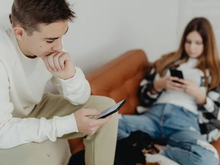 Европа въвежда проверки на възрастта онлайн