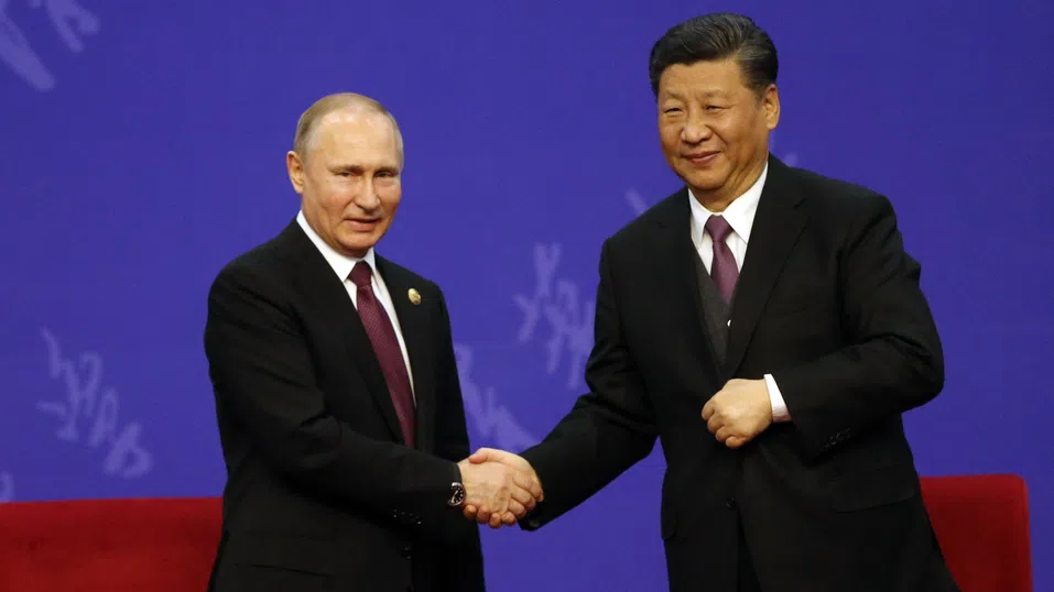 Изтекли документи: Русия обучава и въоръжава китайски въздушнодесантен батальон