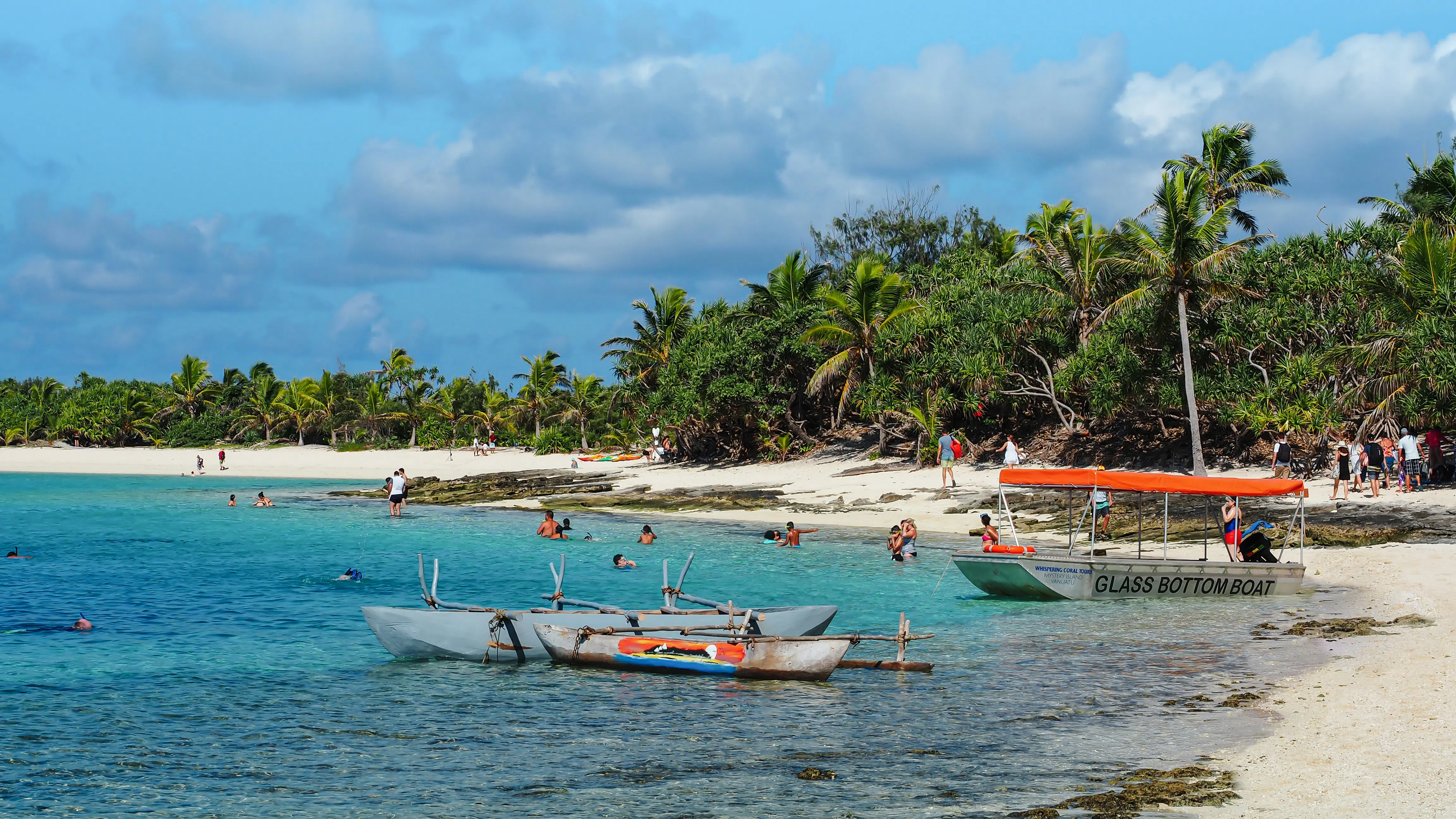 Казусът Нова Каледония: Как решение от 17 000 км може да запали гражданска война