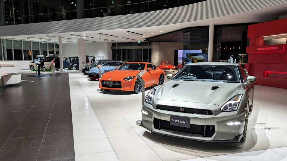 Nissan съкращава още служители и затваря заводи заради слаби продажби