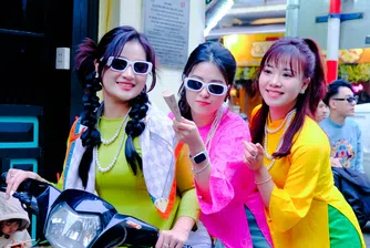 Китайското Gen Z има мания по хобита - и носи огромни печалби на инвеститорите