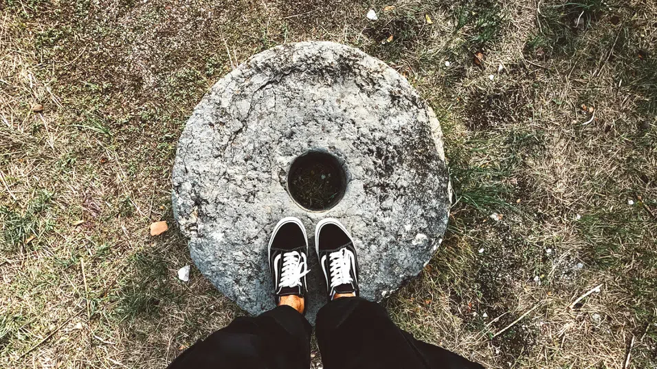 Колелото на съдбата: Как една мина в Карпатите задвижи човешката история