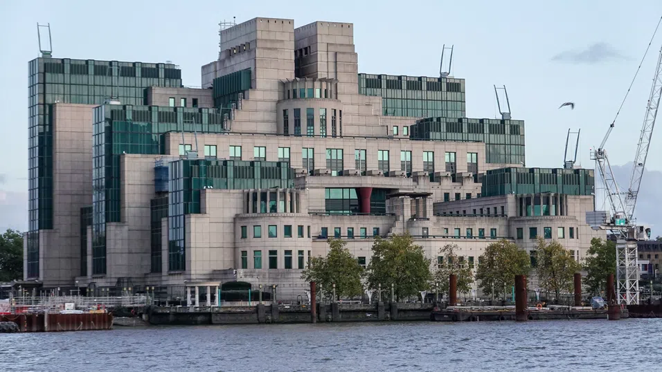 За първи път в 116-годишната история: Жена поема контрола на британската служба MI6