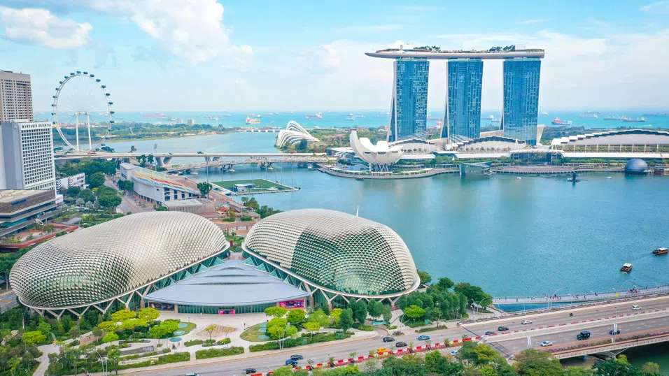 Сингапур запазва короната на най-скъпия град за милионери