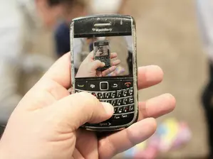 BlackBerry изчезна от джобовете преди десетилетие. Днес софтуерът ѝ е почти навсякъде