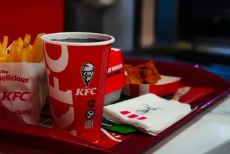 След 40 години: KFC се отказва от PepsiCo в полза на Coca-Cola за американските си заведения