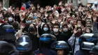 Полицейското насилие срещу ученици във Франция предизвиква тревога сред адвокати и правозащитници