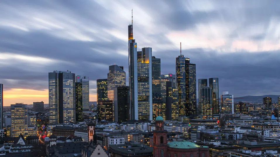 Изоставането като предимство: Европейските пазари привличат инвеститорите през 2025