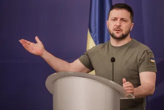 "В момента в това споразумение не се съдържат гаранции за сигурността, а това е фундаментално важен аспект, който трябва най-малкото да бъде очертан в меморандума", заяви украинският президент