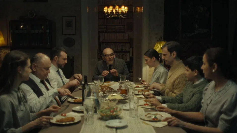 Как нискобюджетен трилър извади на преден план напрежението преди изборите в Унгария