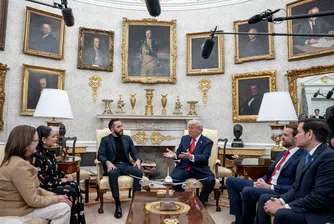 Тръмп на бляскаво се радва - и пълни Белия дом със златни предмети и орнаменти