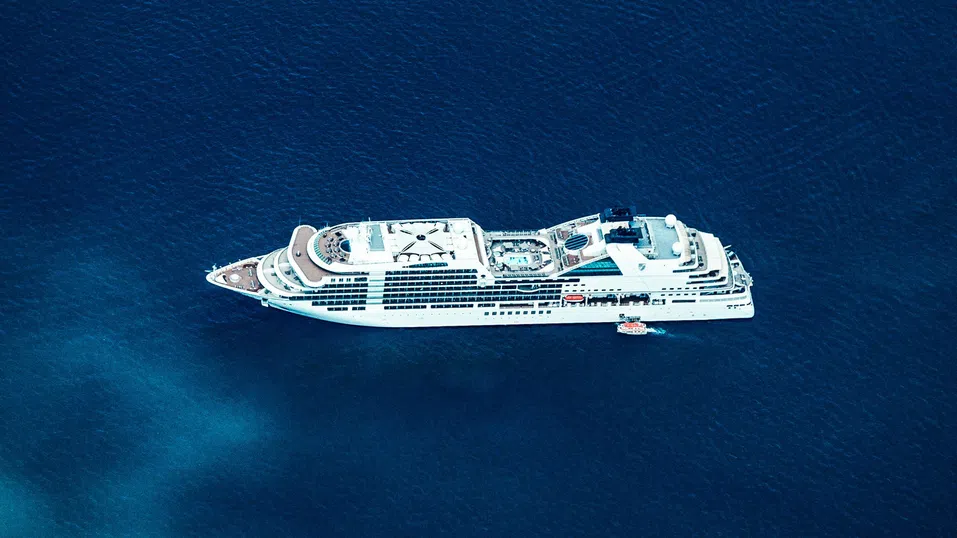 Живот по вода: Новата ера на ултралуксозните круизни резиденции