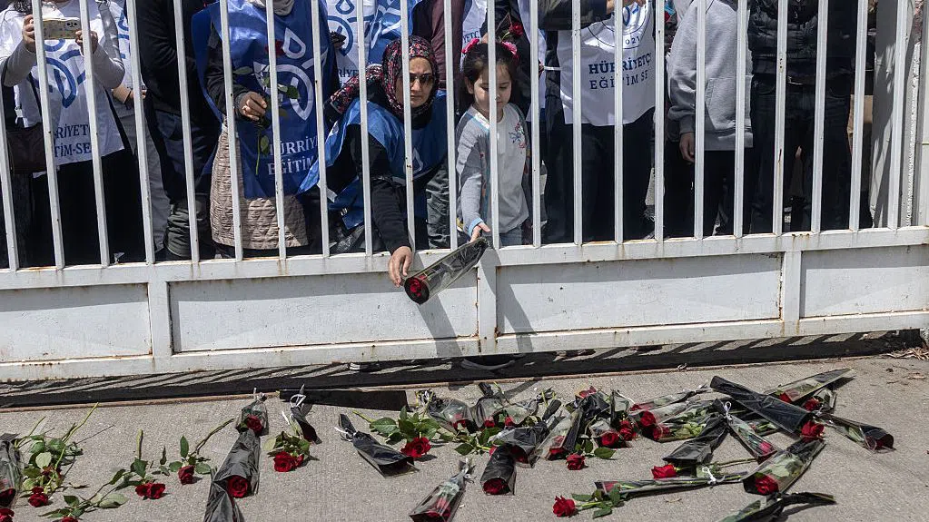 Първата смъртоносна училищна стрелба в Турция: Защо експертите виждат в нападението ескалация на отдавна съществуващо насилие?