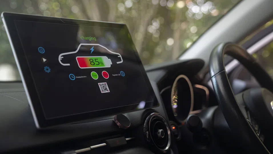 Tesla започва революцията си в автономното шофиране от Китай