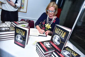 Добре дошла в света на инвестициите: Момичето, което стана брокер в мъжкия свят на Уолстрийт