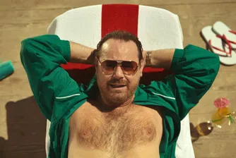 „Изкуственият елемент може да създава шеги, но засега те не са много остроумни“, казва Рори Съдърланд, заместник-председател на Ogilvy UK