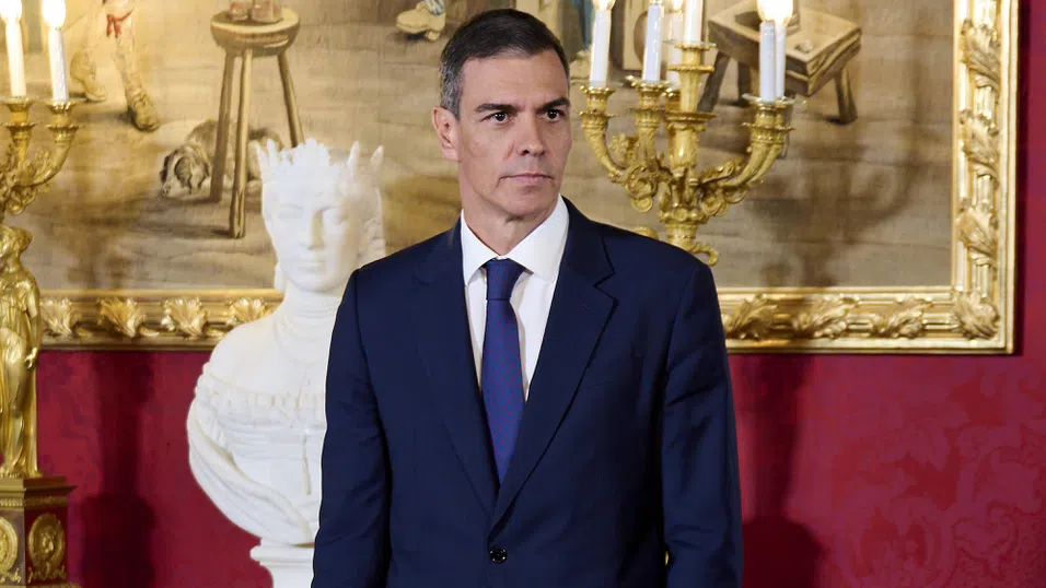 “Дългът на капитана”: Испанският премиер Педро Санчес не се отказва от властта