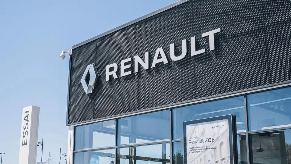 Спешно се търси нов лидер: Кой ще поеме Renault след изненадата на Лука де Мео