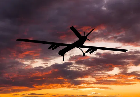 Германия обещава повече финансиране за отбранителни технологии след критики за танковете