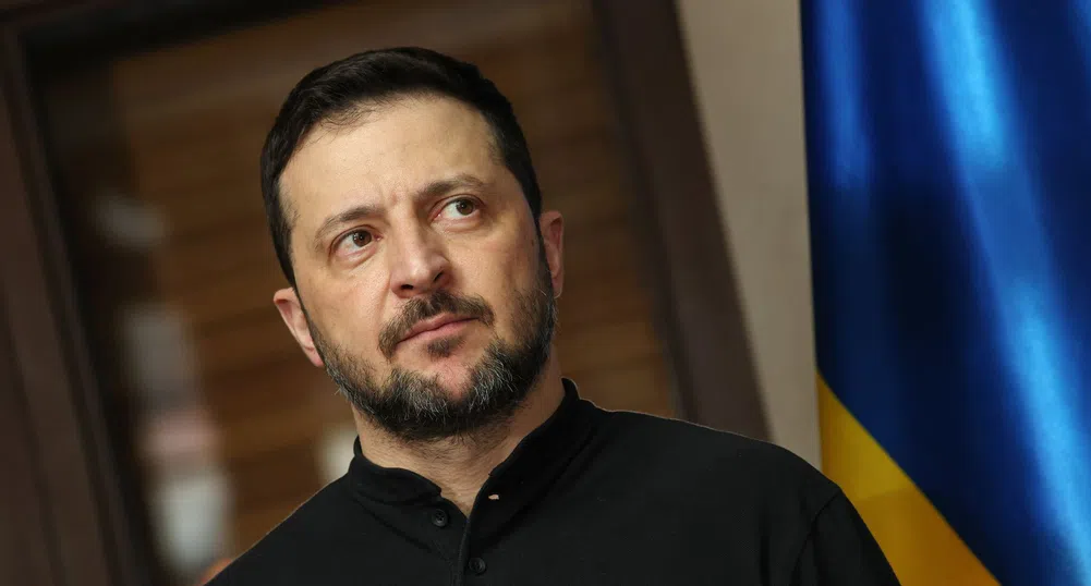 Борба с корупцията или авторитаризъм: Много въпроси за Зеленски в Украйна