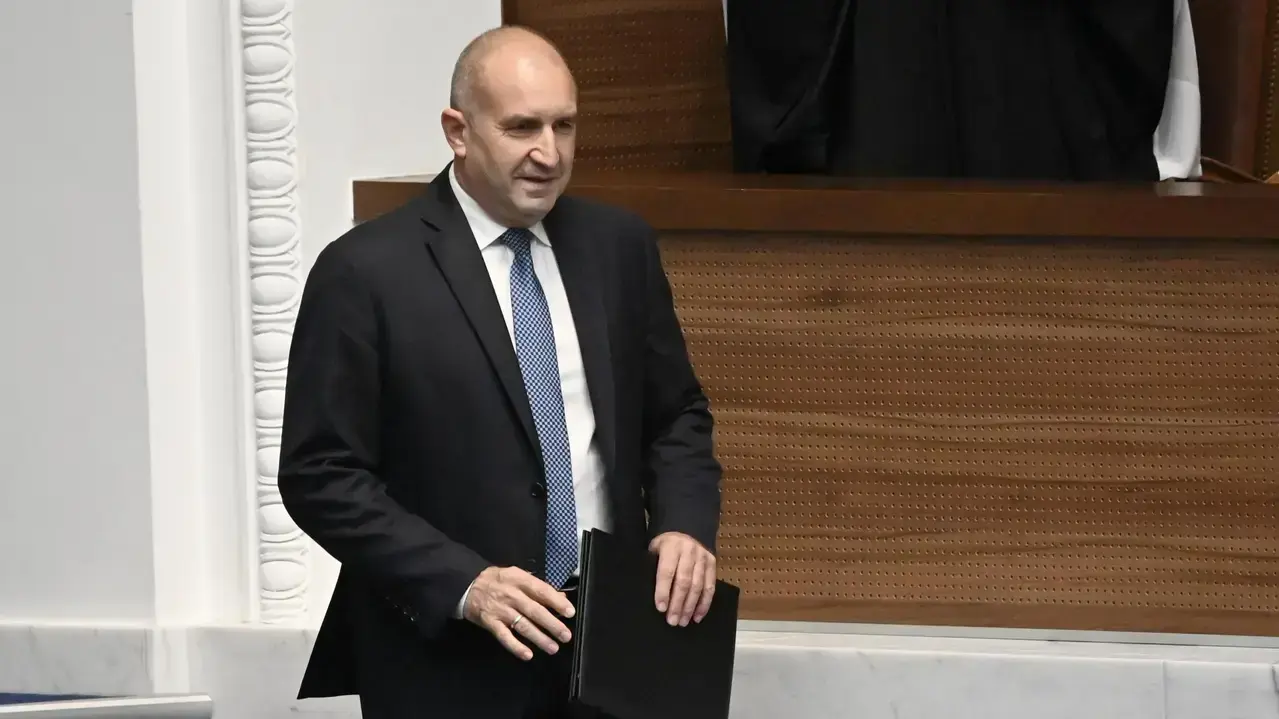 Румен Радев: Ще подкрепим кандидатурата на Илияна Йотова за президент
