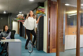 Нагласата за ускорение: Новото лидерство в несигурни времена