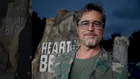 Брад Пит се появи с камуфлажен костюм на червения килим