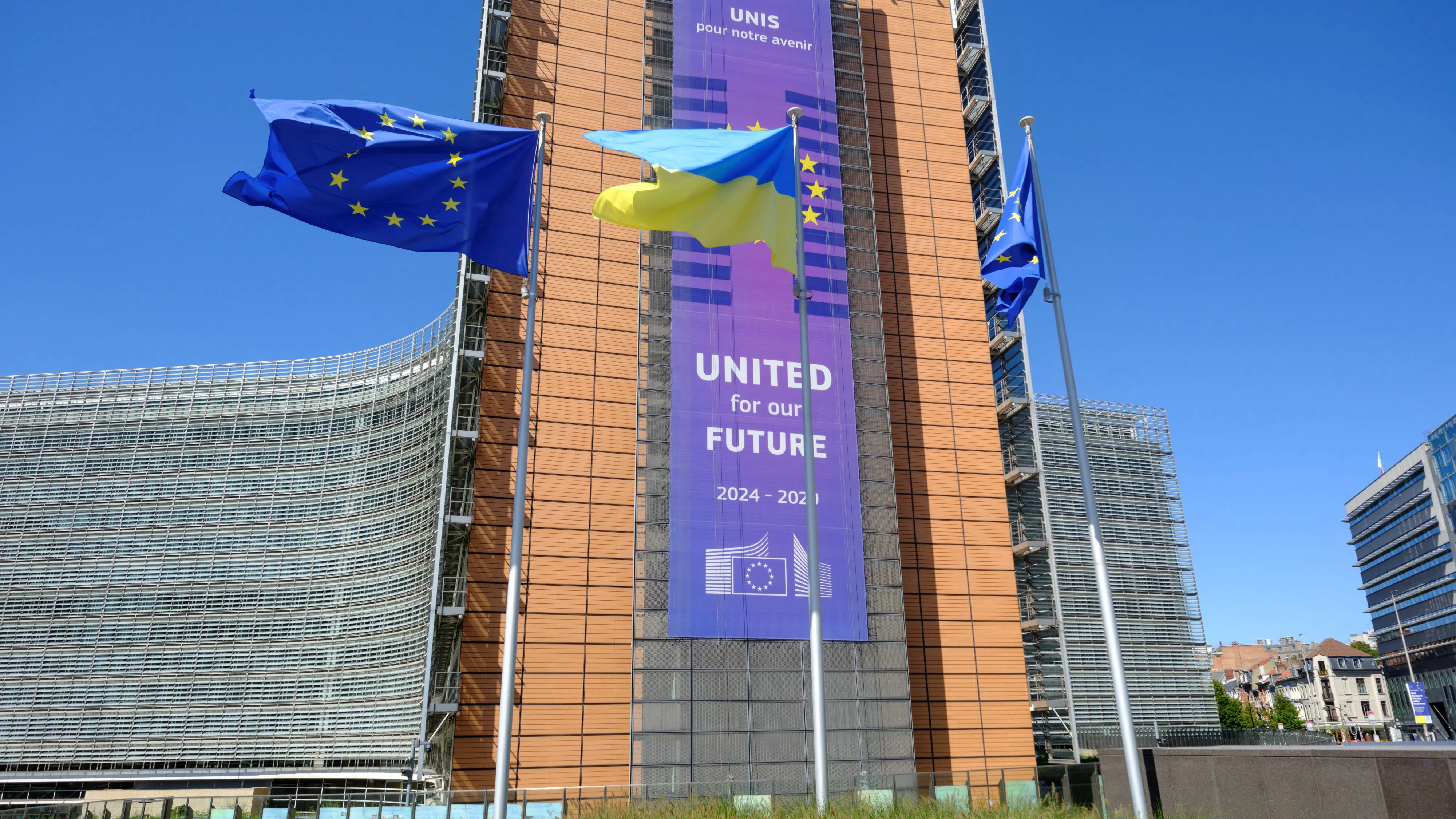 Финансиране за Украйна: най-скъпата, но и най-мъдрата сделка за Европа