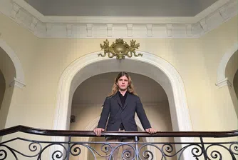 Наука в България, за България: Мотото на 23-годишния учен, който търси квантовото превъзходство