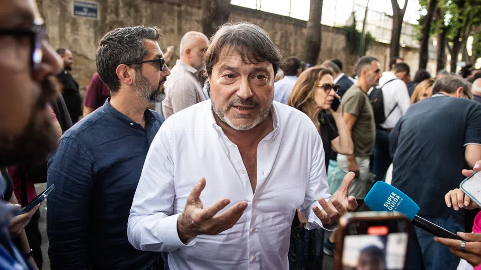 Взривиха автомобила на един от най-известните разследващи журналисти в Италия