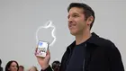 Сгъваемият iPhone Duo на Apple се разпродаде за часове, доставките се изместват за 2027 г.