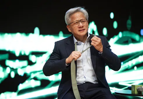 6-цифрени заплати за строителите на фабрики за чипове: неочакваният ефект на AI бума според Дженсън Хуанг