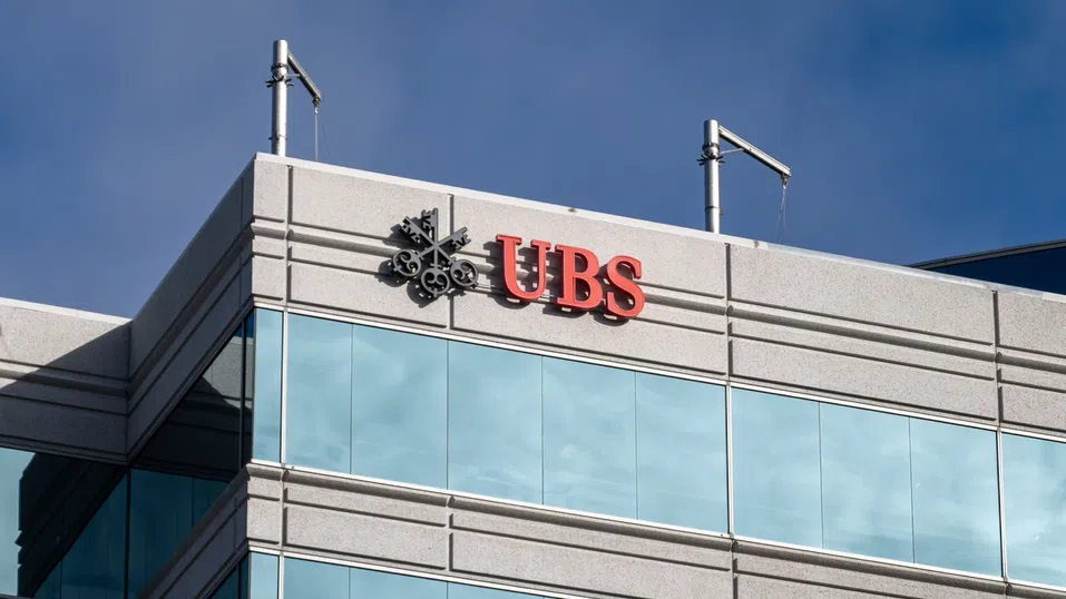 UBS обсъжда с финансовото министерство на САЩ потенциално преместване на централата си отвъд океана