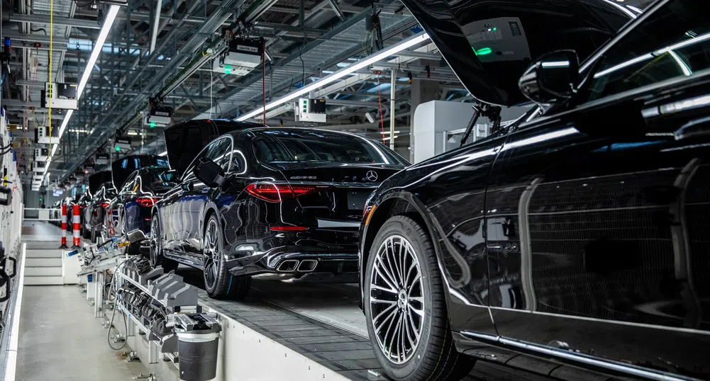 Gartner: Европа и Северна Америка ще затварят автомобилни заводи през 2025