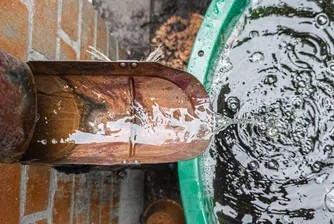 Да вкараш дъжда в тоалетната: Как Китай превърна недостига на вода в архитектурен стандарт