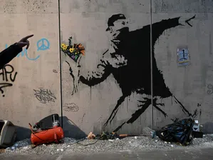 Самоличността на Банкси беше разкрита. Очаква се творбите му да поскъпнат значително