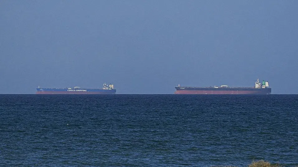 Иран отново затвори Ормузкия проток