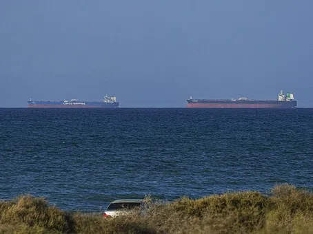 Иран отново затвори Ормузкия проток