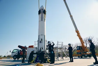 Honda изненадващо влиза в космическата надпревара с първи успешен ракетен тест