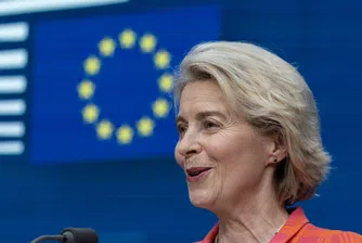 Урсула фон дер Лайен е преизбрана за председател на ЕК