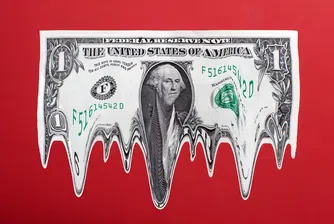 От „индекса на червилото“ и дължината на полите до странни играчки и намаления на грим – социалните мрежи превръщат познатите икономически теории в нови символи на рецесията