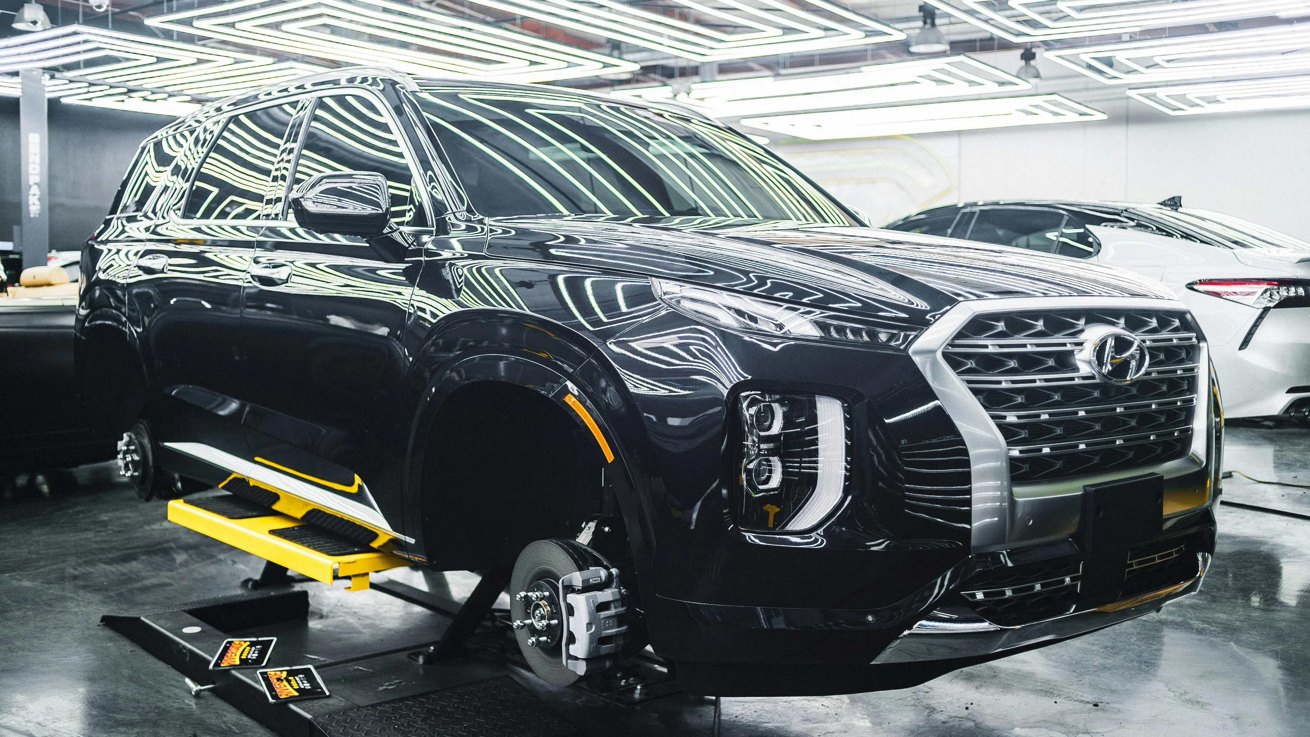 Hyundai коригира прогнозата си за цялата година заради митата