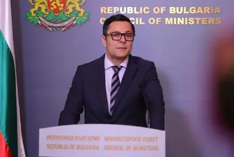 Правителството отпуска по 50 евро на над 550 000 души и предлага да отпадне акцизът върху пропан-бутана