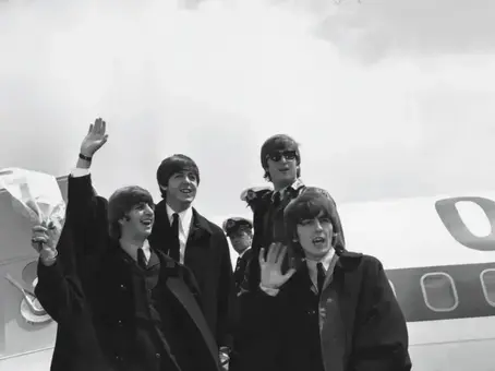 А ако най-големите хитове на The Beatles са написани от жена?