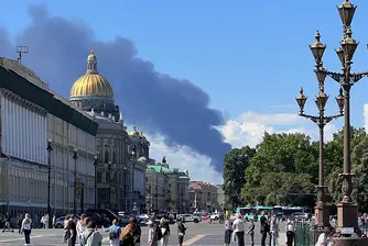Украйна нанесе най-мащабния си удар по Санкт Петербург, докато Русия засилва защитата на „сенчестия флот“